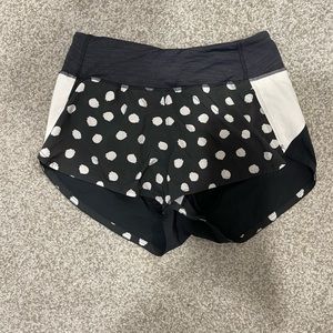 Outdoor Voices Hudson shorts
